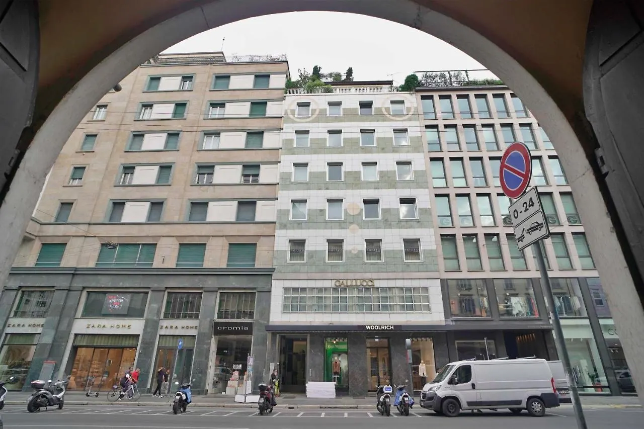 Appartamento Chic 1Bdr With Shared Terrace Steps From Duomo By Rentopolis Milano